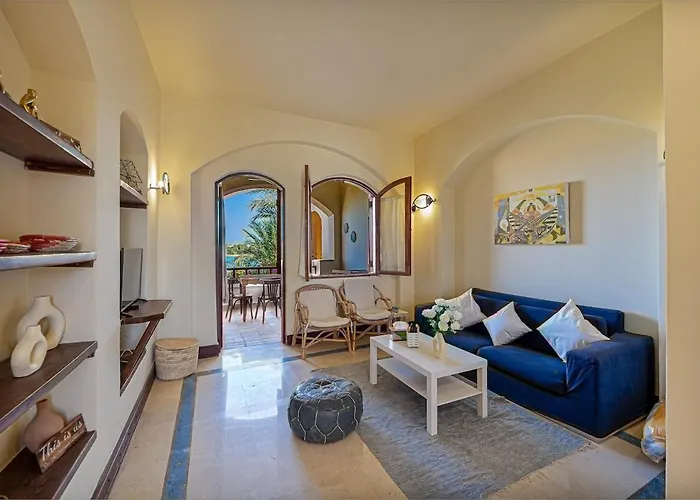 Lagoon Oasis, Italian Compound El Gouna